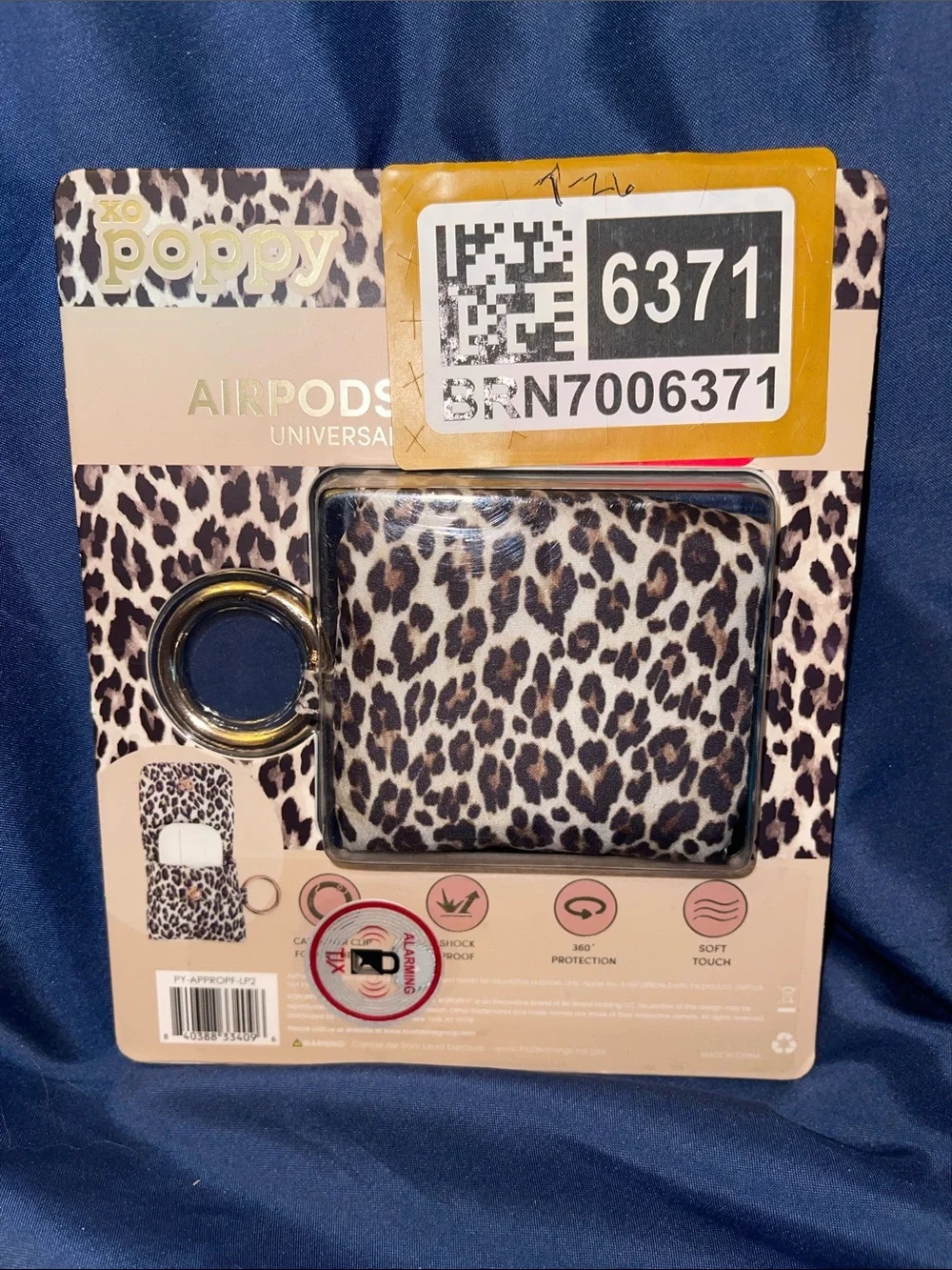 XO Poppy Puffy Leopard Print Universal AirPods Case Pouch